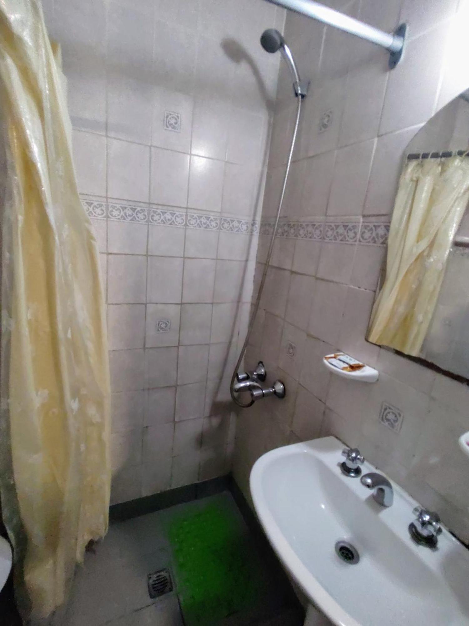 Camera Matrimoniale con Bagno Privato