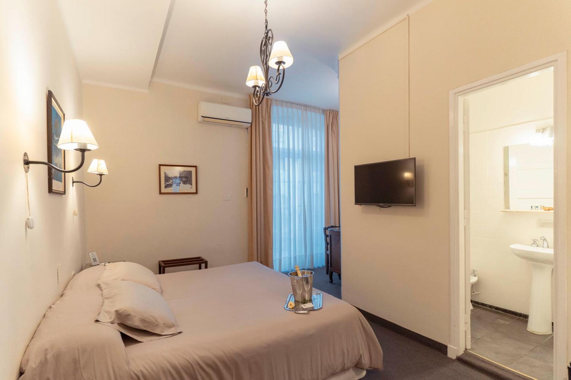 Double Room with Balcony,1632217647:JPEG