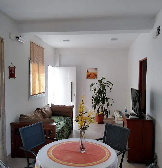 Brisas Del Parque-1