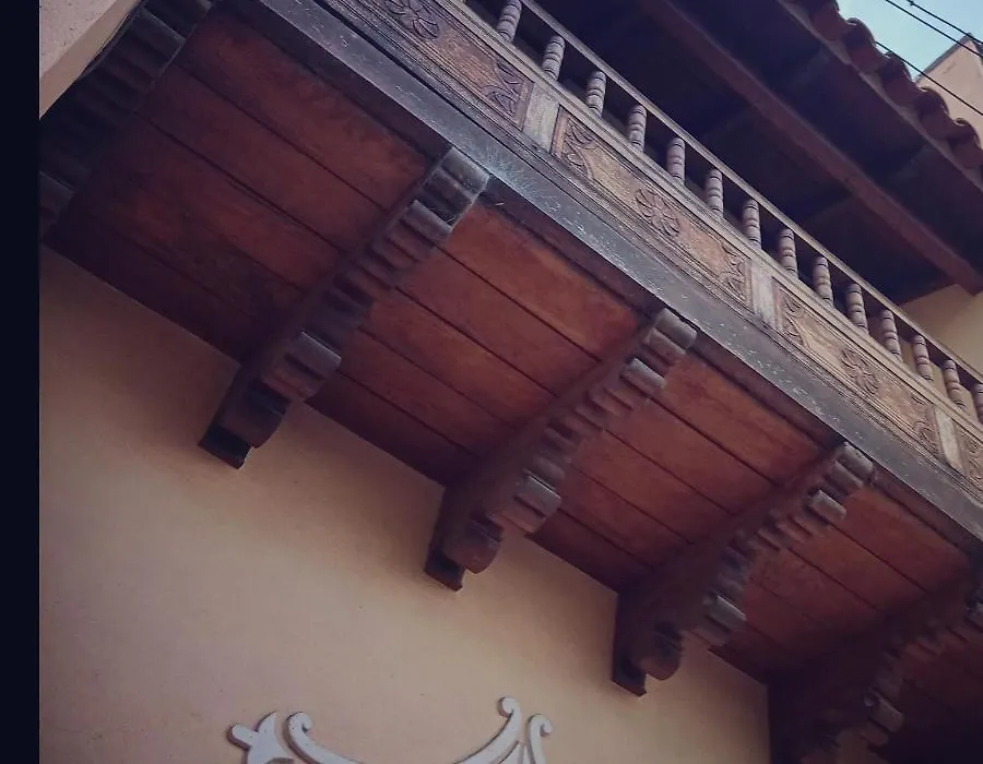 Depto Casita En La Cuadra Mas Antigua De Salta-1
