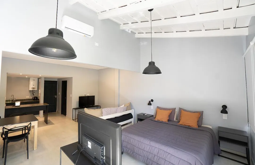 Departamento Zuviria 629-1