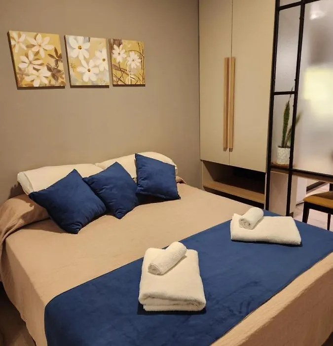 Paseo Guemes Suite-1