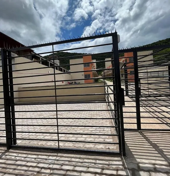 Condominio Portezuelo-1