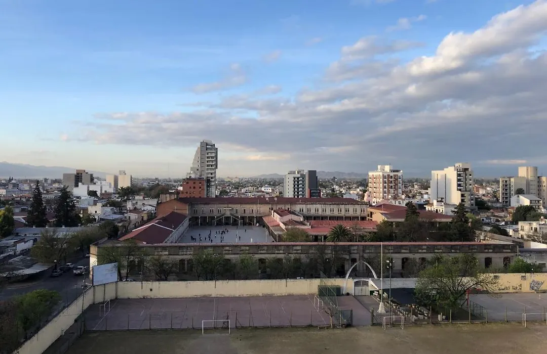 Departamento Dos Dormitorios , Centrico!-1