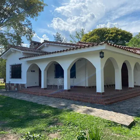 Cabanas Jardines Del Prado-2