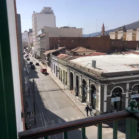 Exclusivo Departamento Para 6 En Pleno Centro De Salta-3