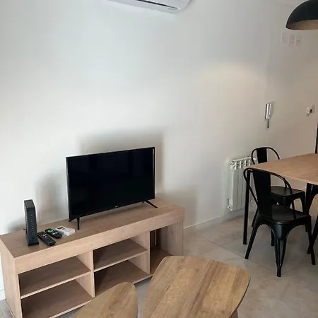 Departamento moderno con parrilla privada para 3-2
