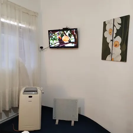 Alvarado Apart-3