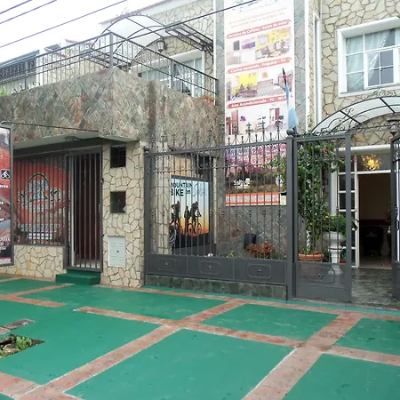La Casa De Mia Mama-2