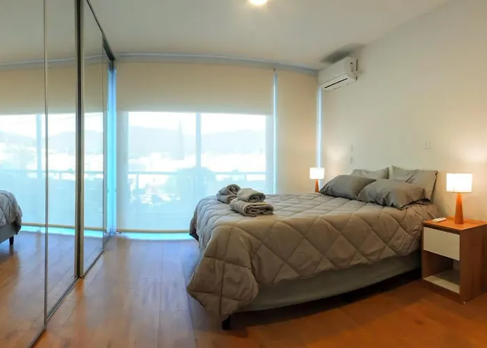 Departamento 2 Dormitorios: Lujoso , Luminoso Y Comodo!! Salta