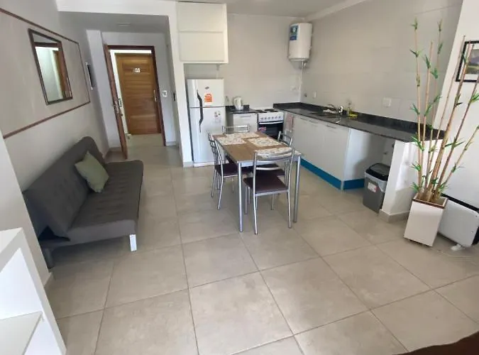 Apartamento ARENALES 742 - Temporario Salta admite animales